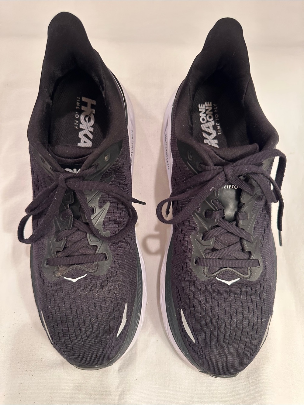 Women’s Hoka Clifton 8 Running Shoes - Picture 3 of 11
